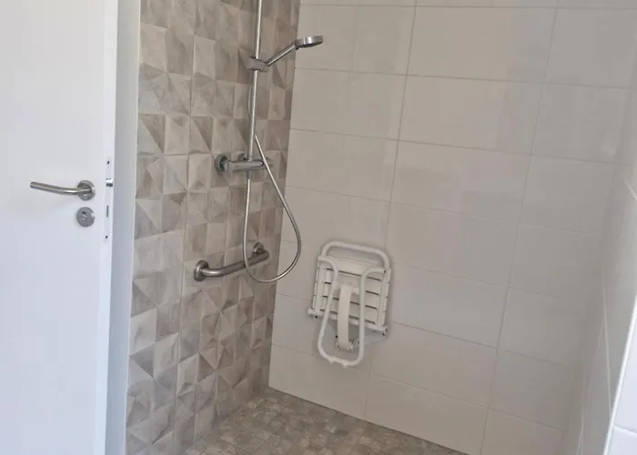 Familia 6 A 8 Places